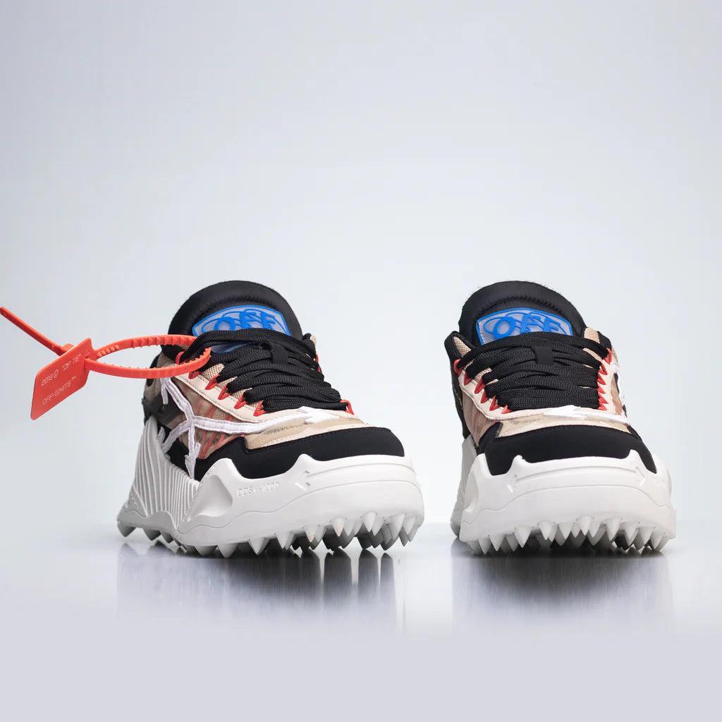 ZAPATILLAS ODSY 2000